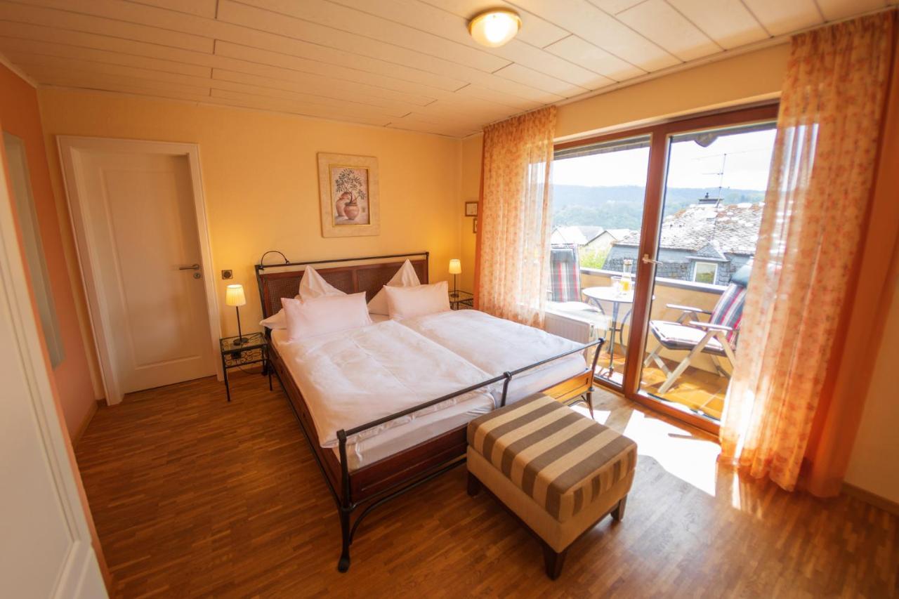 Gaestehaus Heidi Kröv Esterno foto