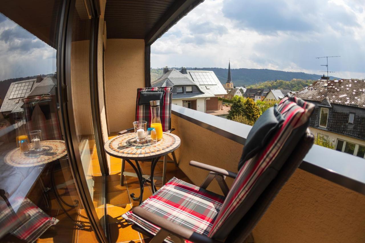 Gaestehaus Heidi Kröv Esterno foto